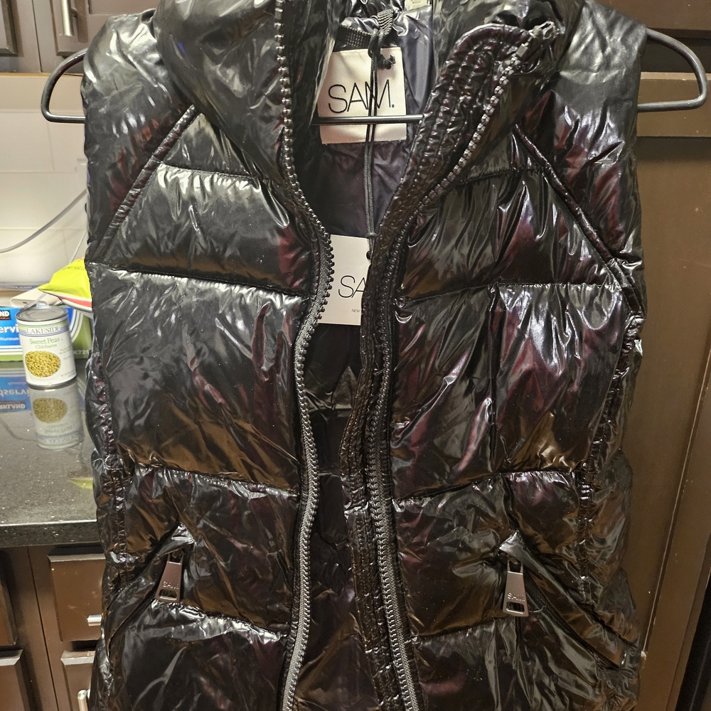 SAM. Black Puffer Vest for Women